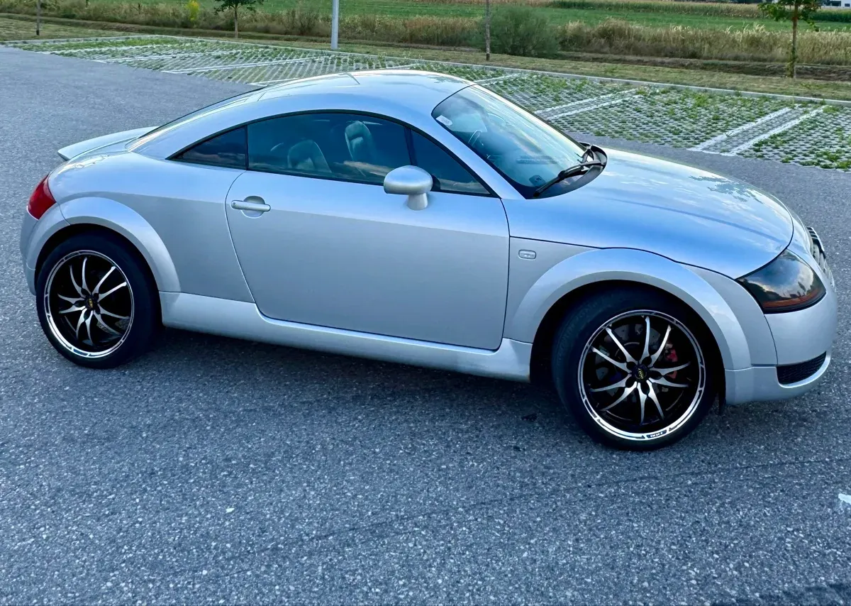 Audi Tt 2000 photo 2