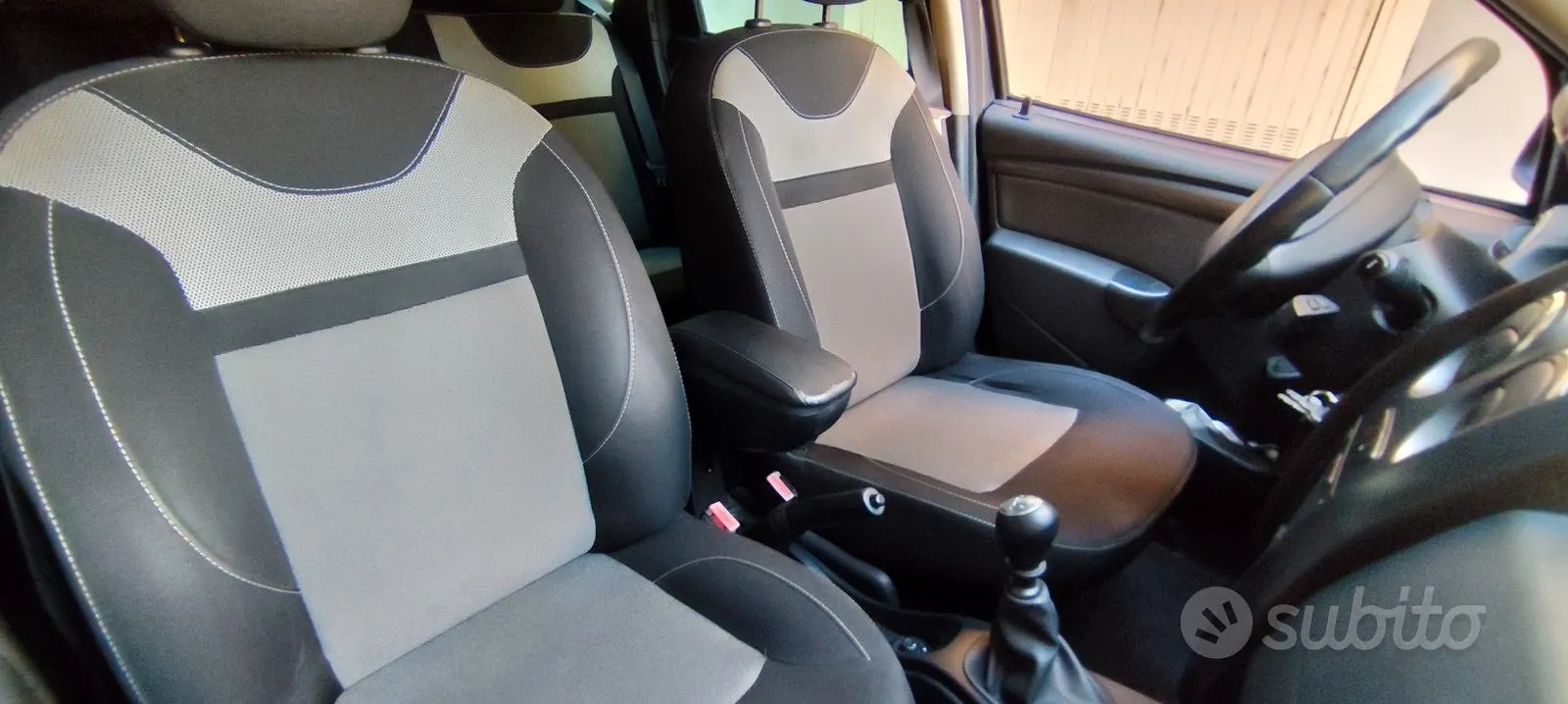 Dacia Duster 2016 photo 4