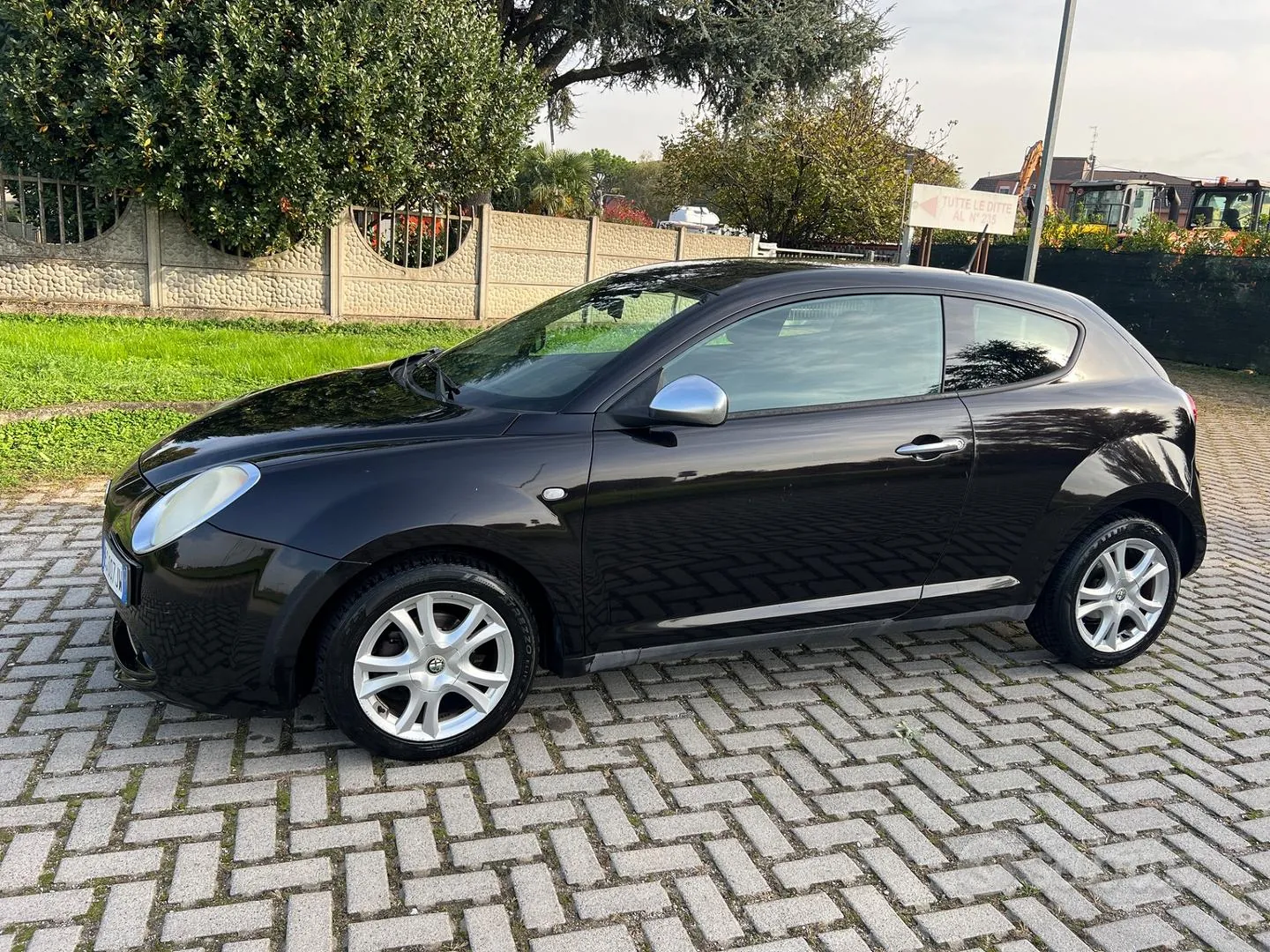 Alfa Romeo Mito 2011 photo 4