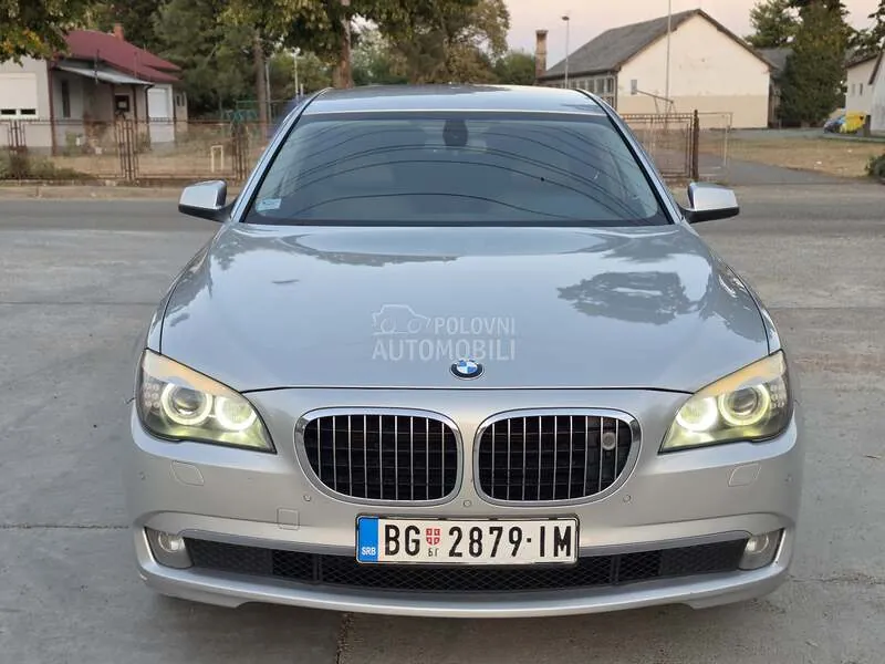 BMW 730 2011 photo 3