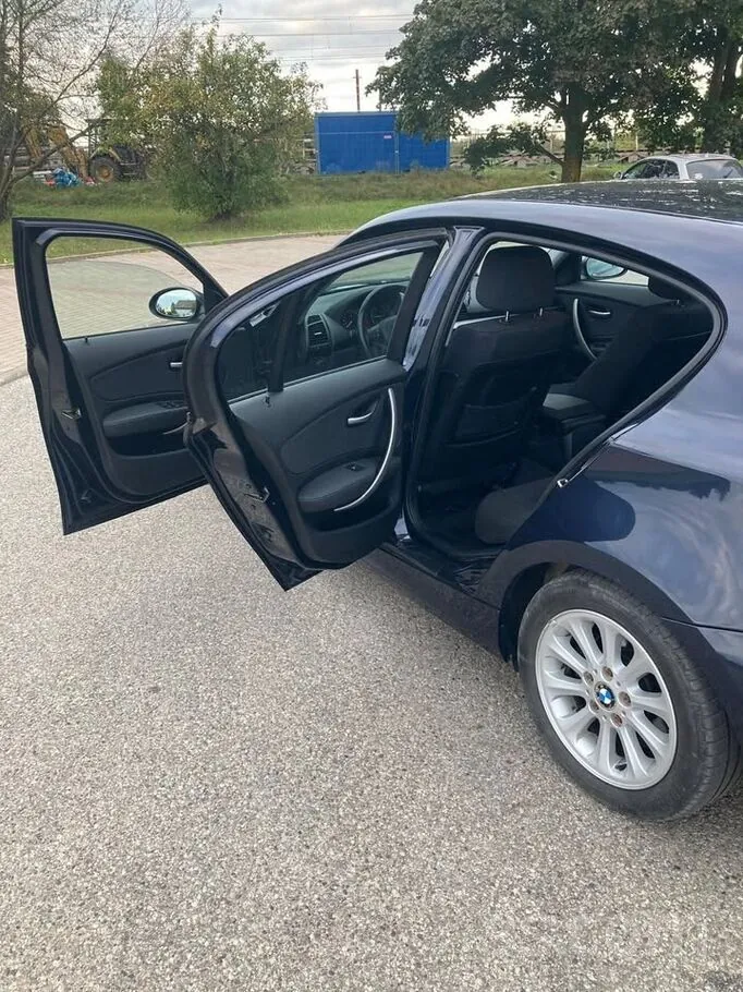 BMW 116 2009 photo 5