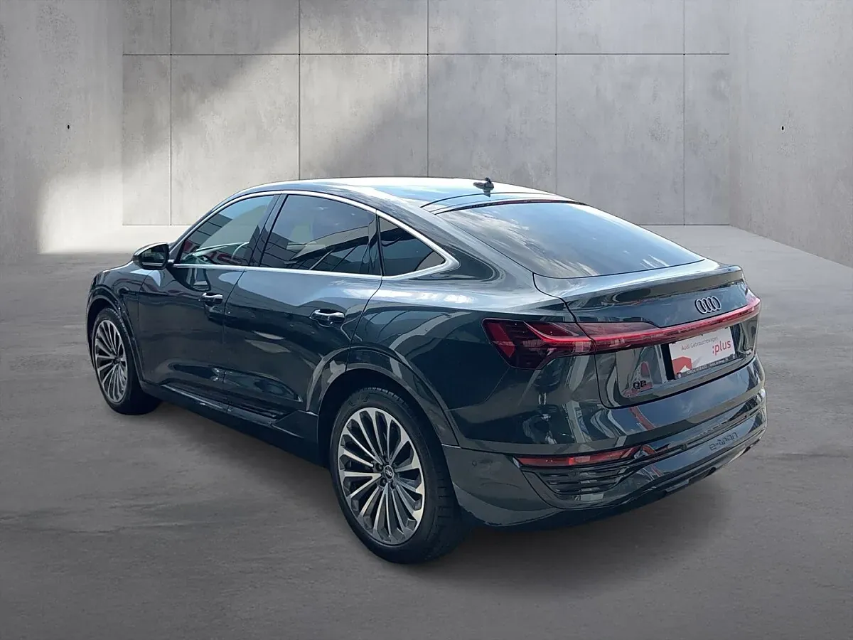 Audi Q8 2024 photo 3