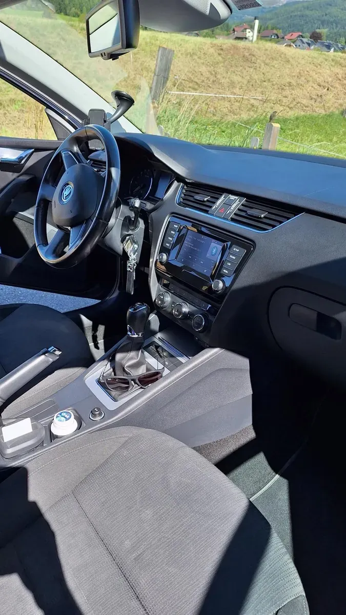 Skoda Octavia 2013 photo 3