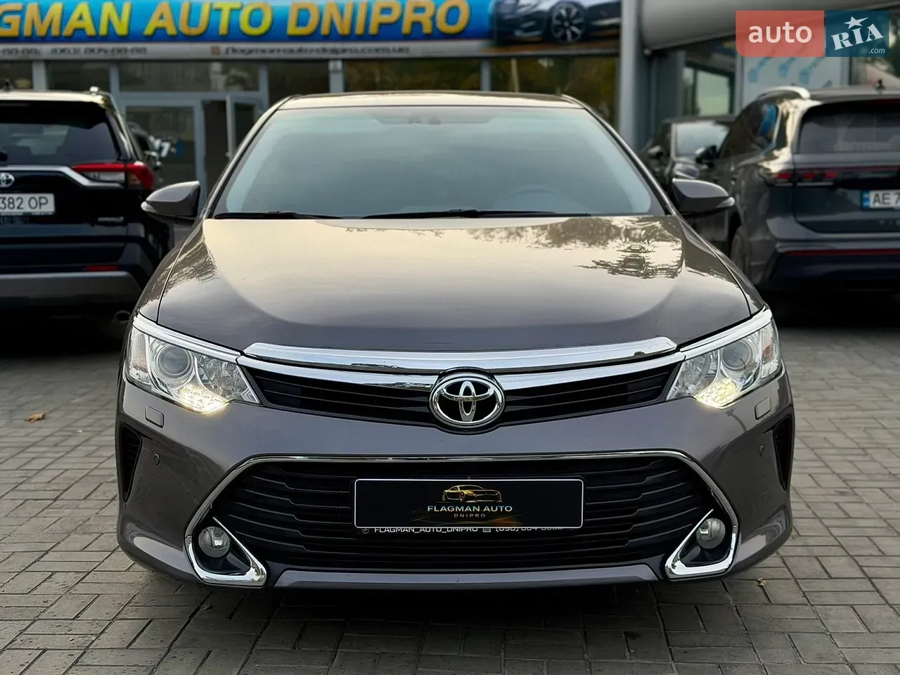 Toyota Camry 2017 photo 2