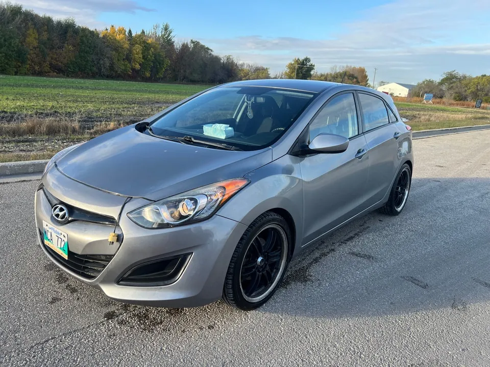 Hyundai Elantra 2013 photo 4