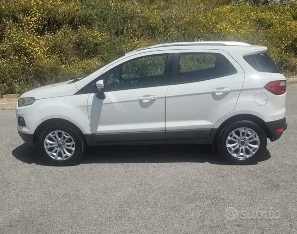 Ford Ecosport 2016 photo 4