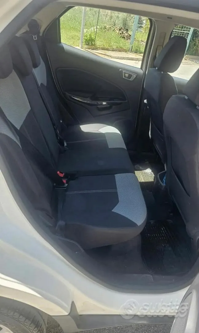 Ford Ecosport 2016 photo 2