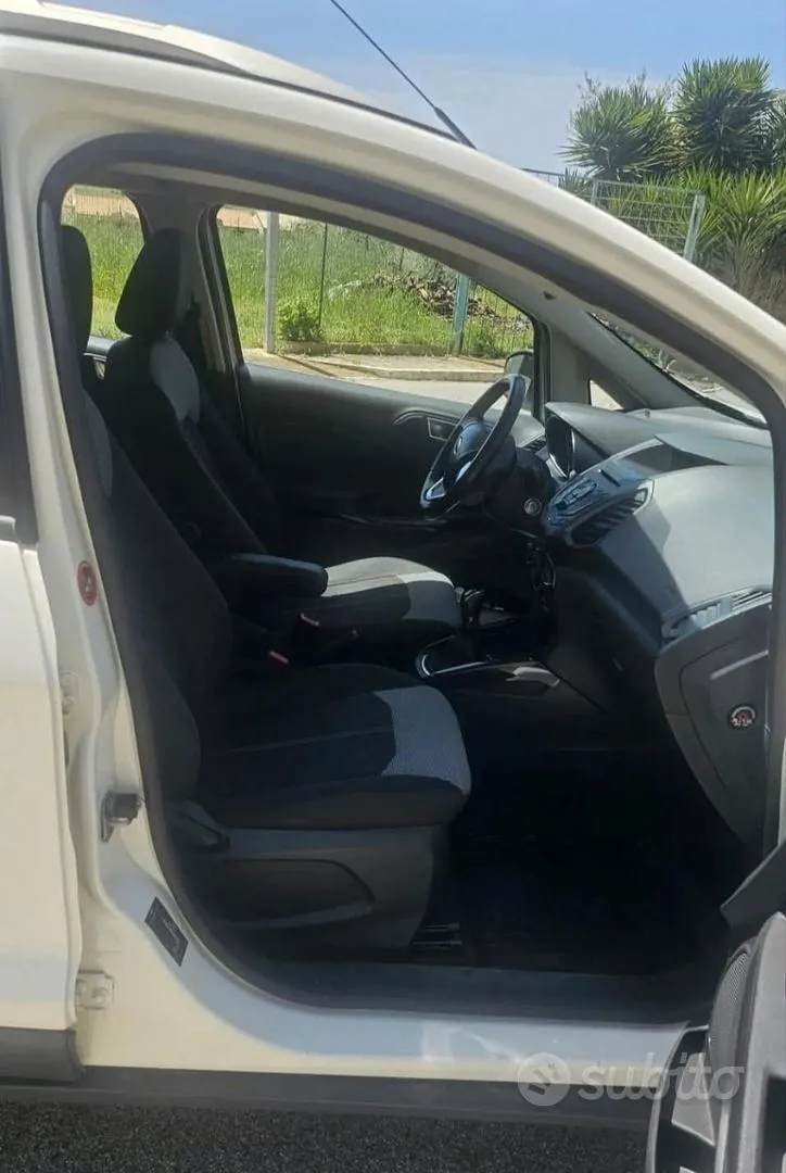 Ford Ecosport 2016 photo 3