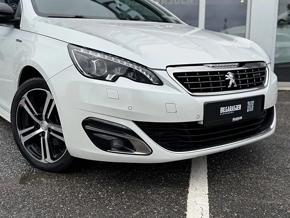 Peugeot 308 2016 photo 5