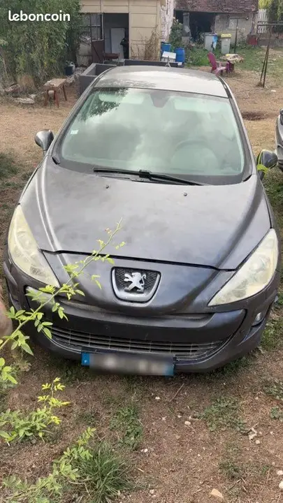 Peugeot 308 2010 photo 3