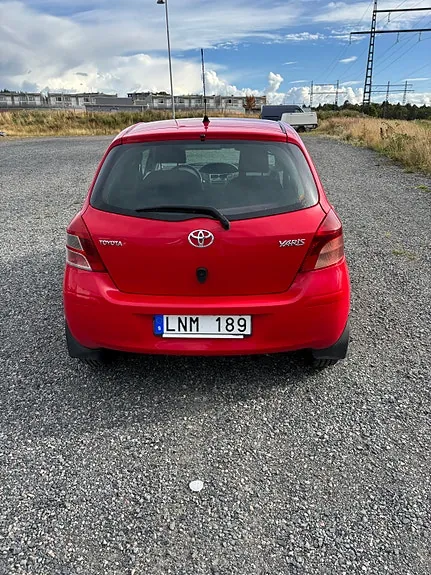 Toyota Yaris 2010 photo 5