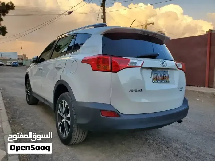 Toyota Rav4 2015 photo 4