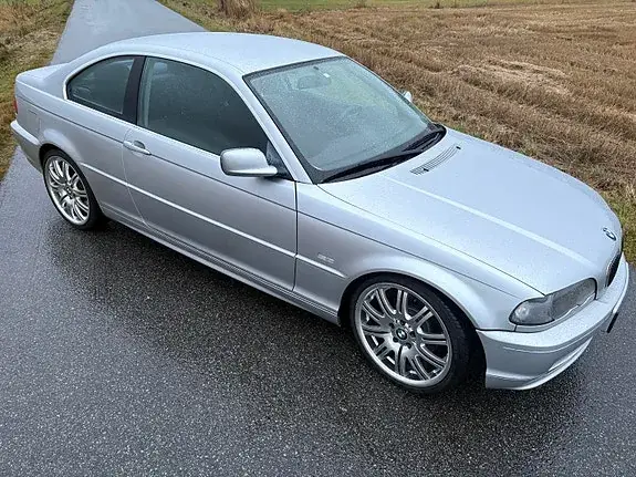 BMW 325I 2001 photo 4