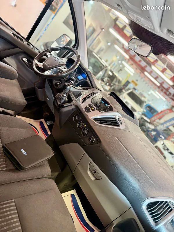 Ford Tourneo 2017 photo 4