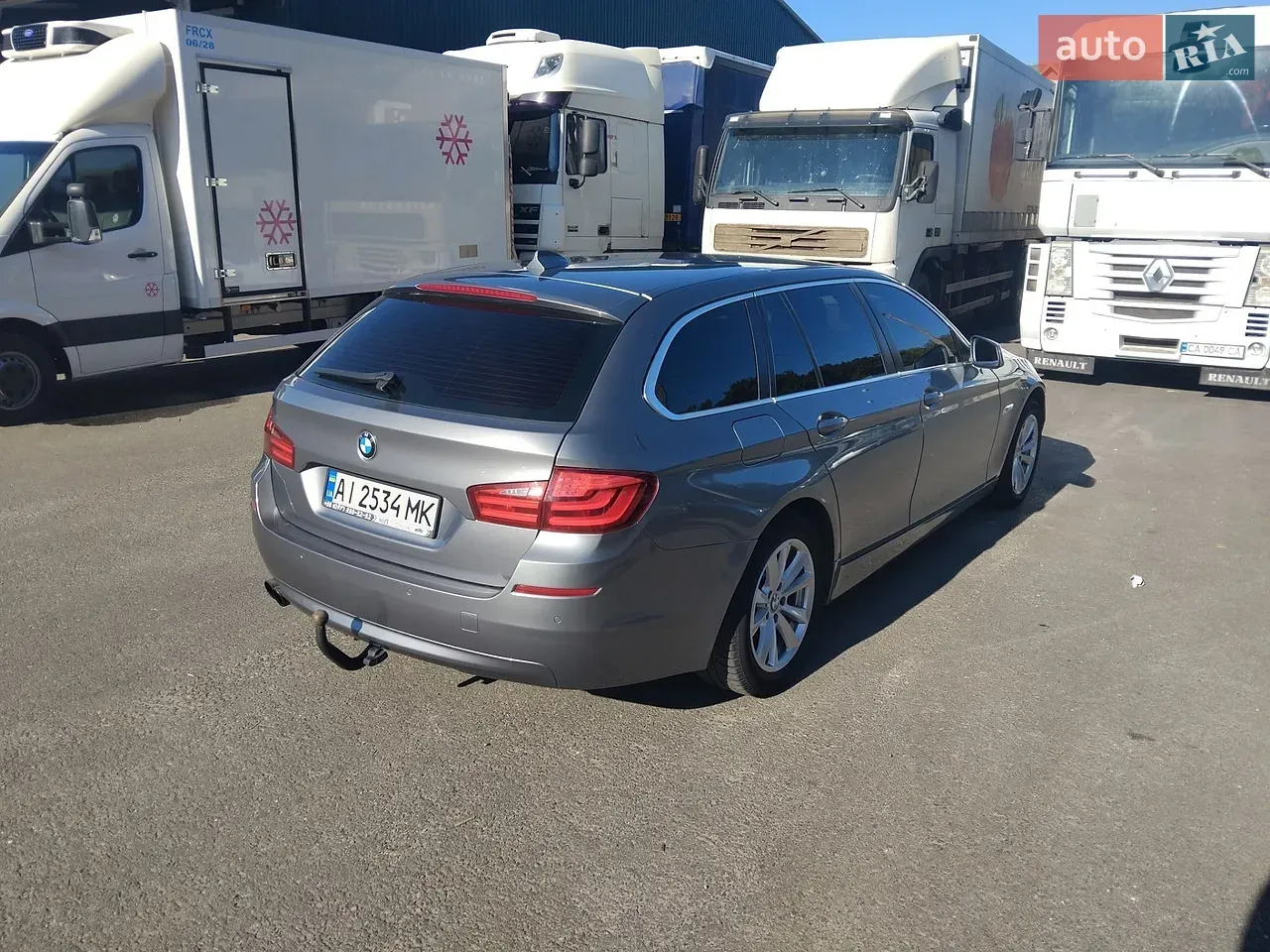 BMW 5 Series 2012 photo 4