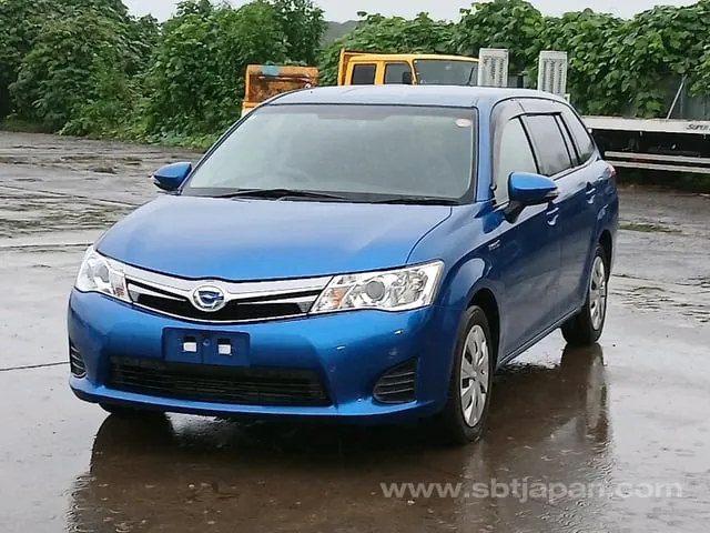 Toyota Corolla Fielder 2014 photo 3