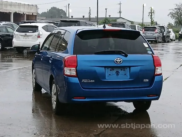 Toyota Corolla Fielder 2014 photo 5
