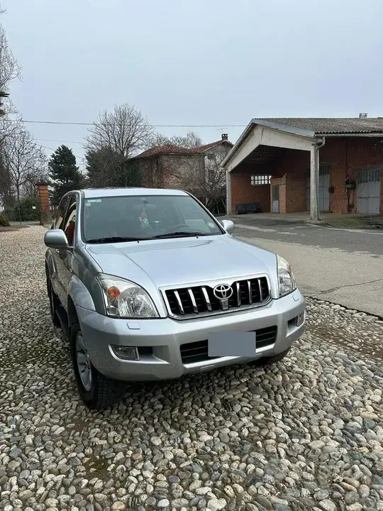 Toyota Land Cruiser 2005 photo 3