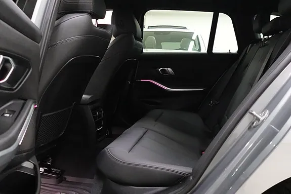 BMW 330E 2023 photo 5