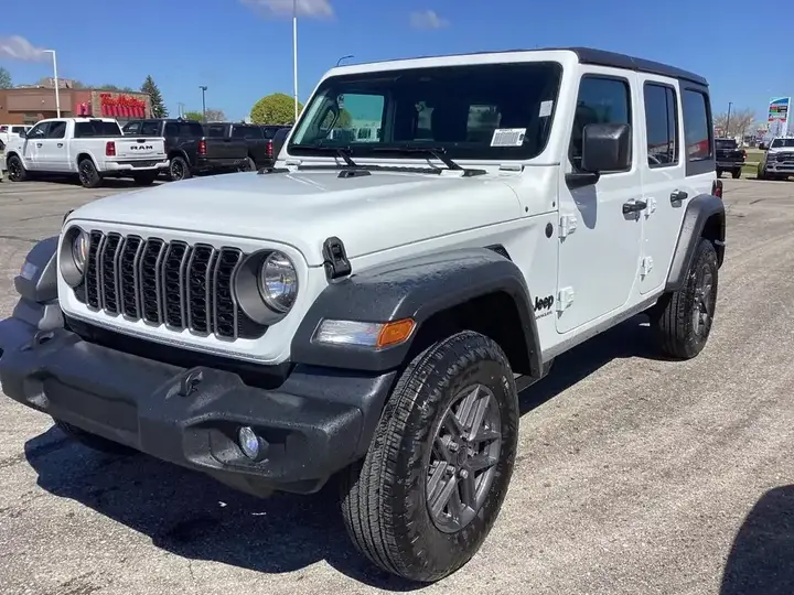 Jeep Wrangler 2026 photo 2