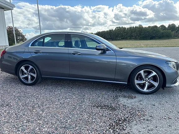 Mercedes-Benz E200 D 2020 photo 2