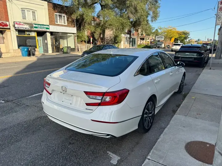 Honda Accord 2018 photo 4