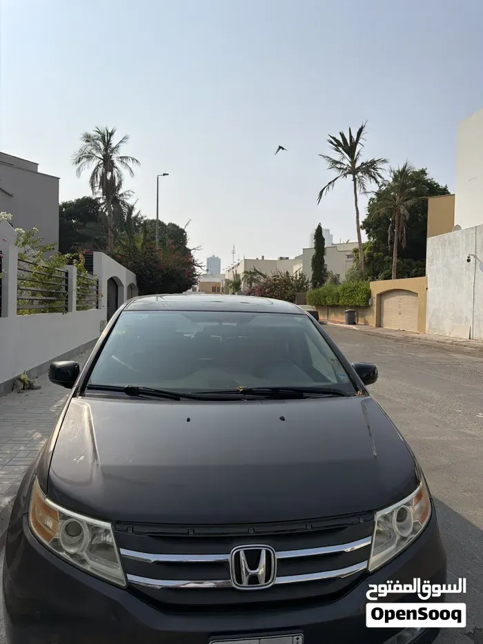Honda Odyssey 2013 photo 2