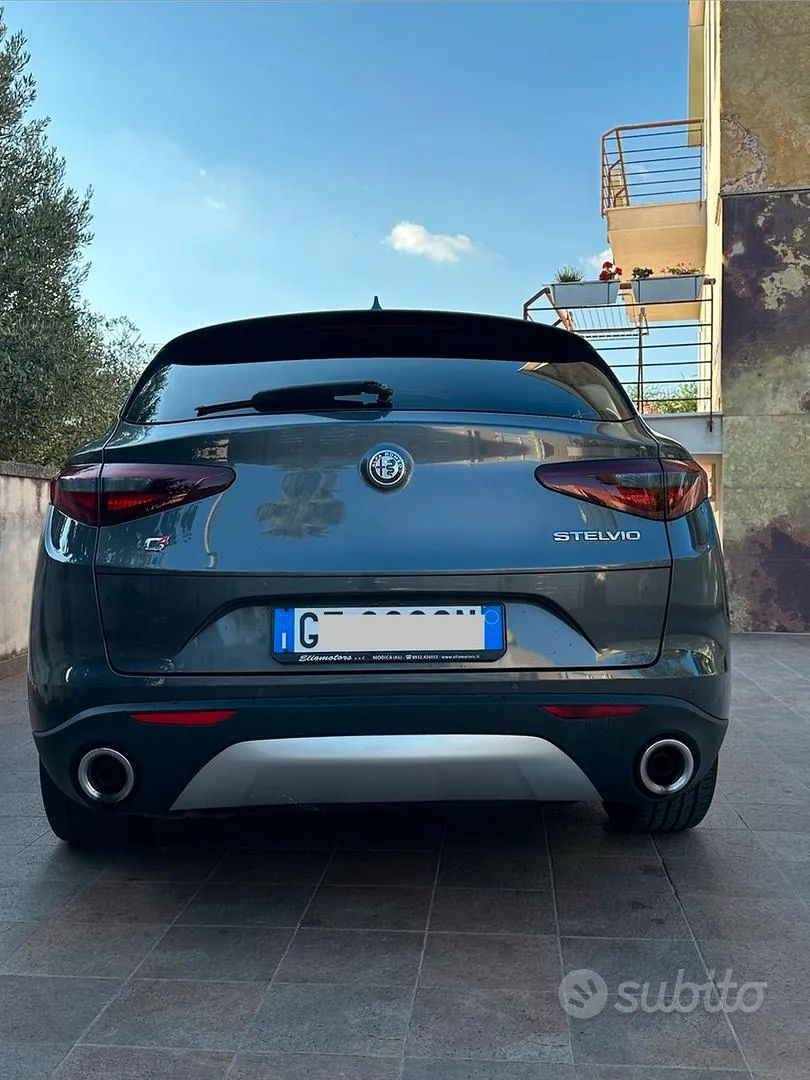 Alfa Romeo Stelvio 2022 photo 3