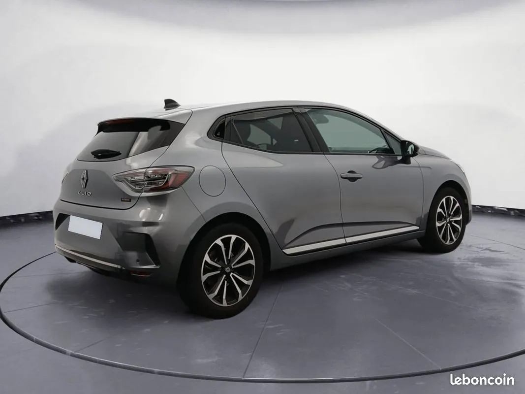 Renault Clio 2024 photo 5