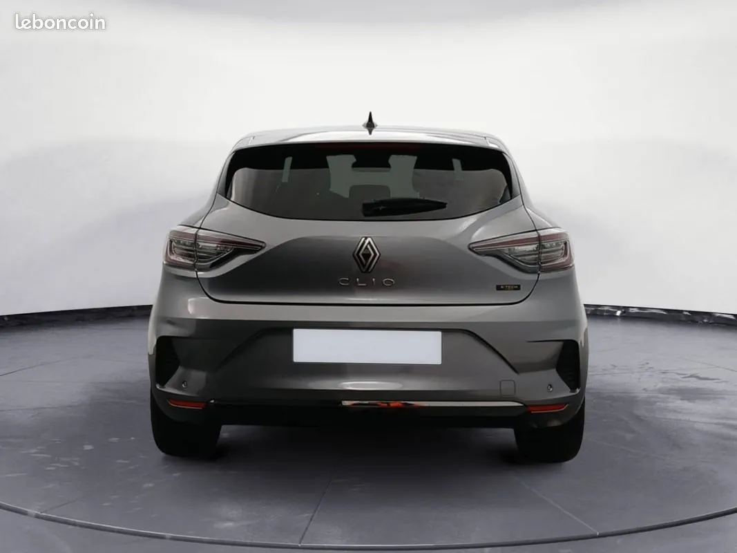Renault Clio 2024 photo 4