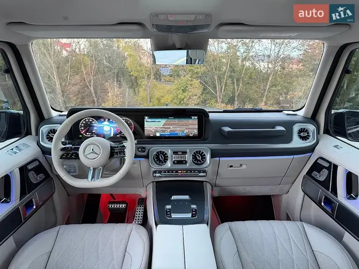 Mercedes-Benz G-Class 2026 photo 5