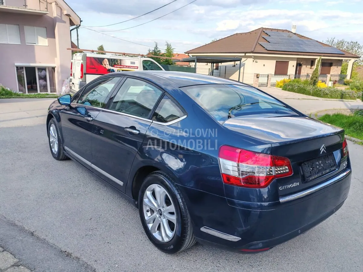Citroen C5 2011 photo 3