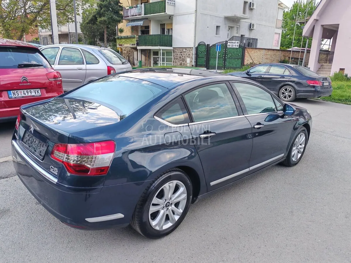 Citroen C5 2011 photo 5