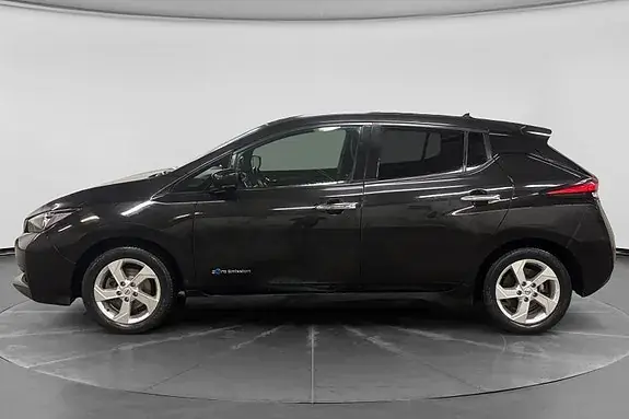 Nissan Leaf 2020 photo 2