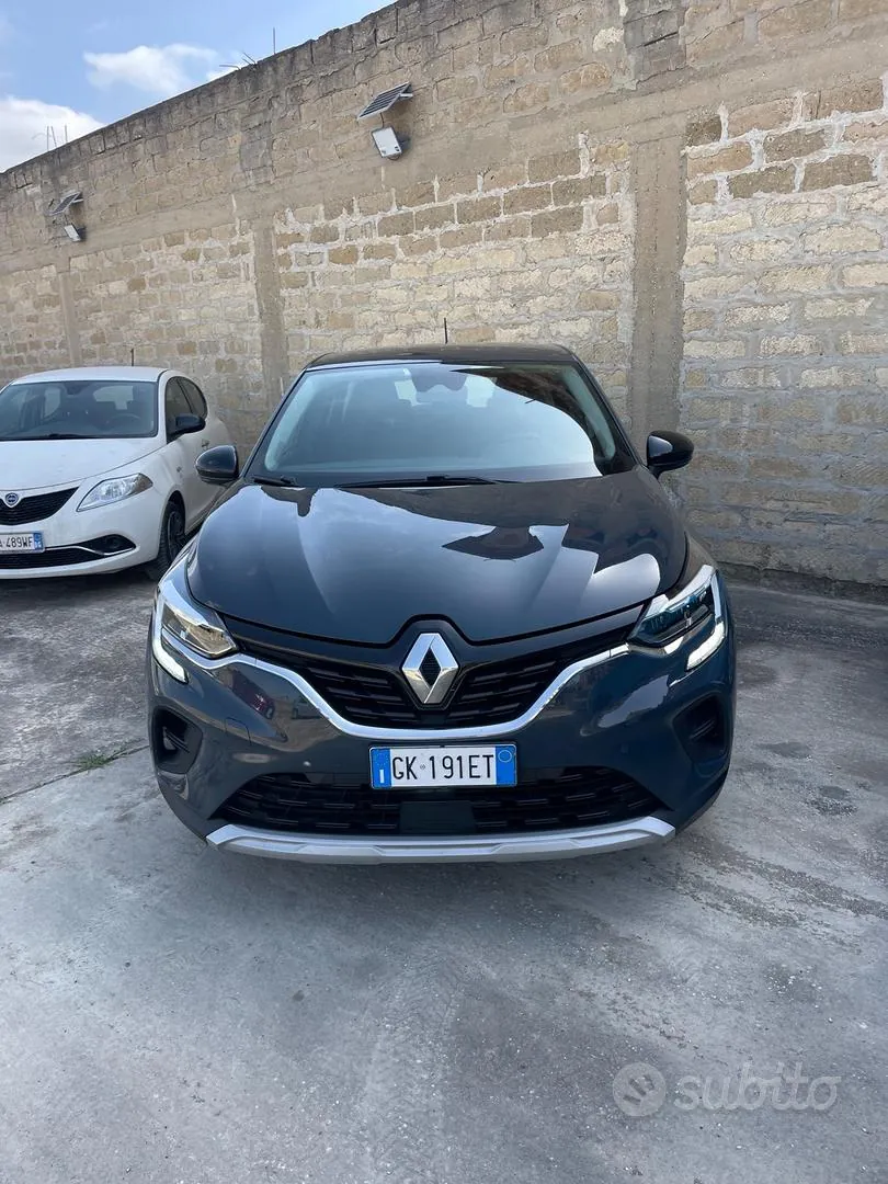 Renault Captur 2022 photo 2