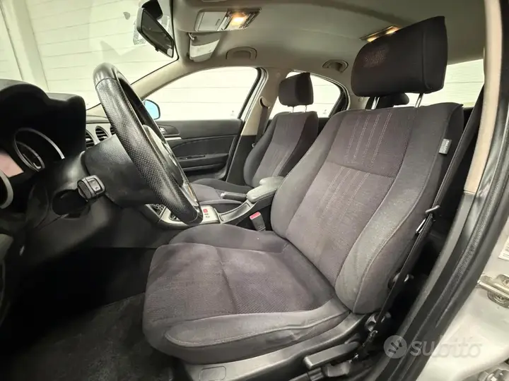 Alfa Romeo 159 2008 photo 3