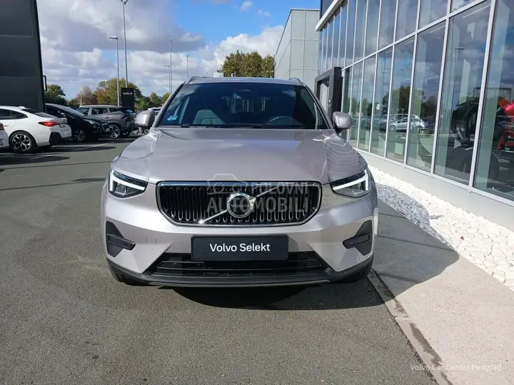 Volvo Xc40 2025 photo 2
