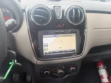 Dacia Lodgy 2012 photo 3