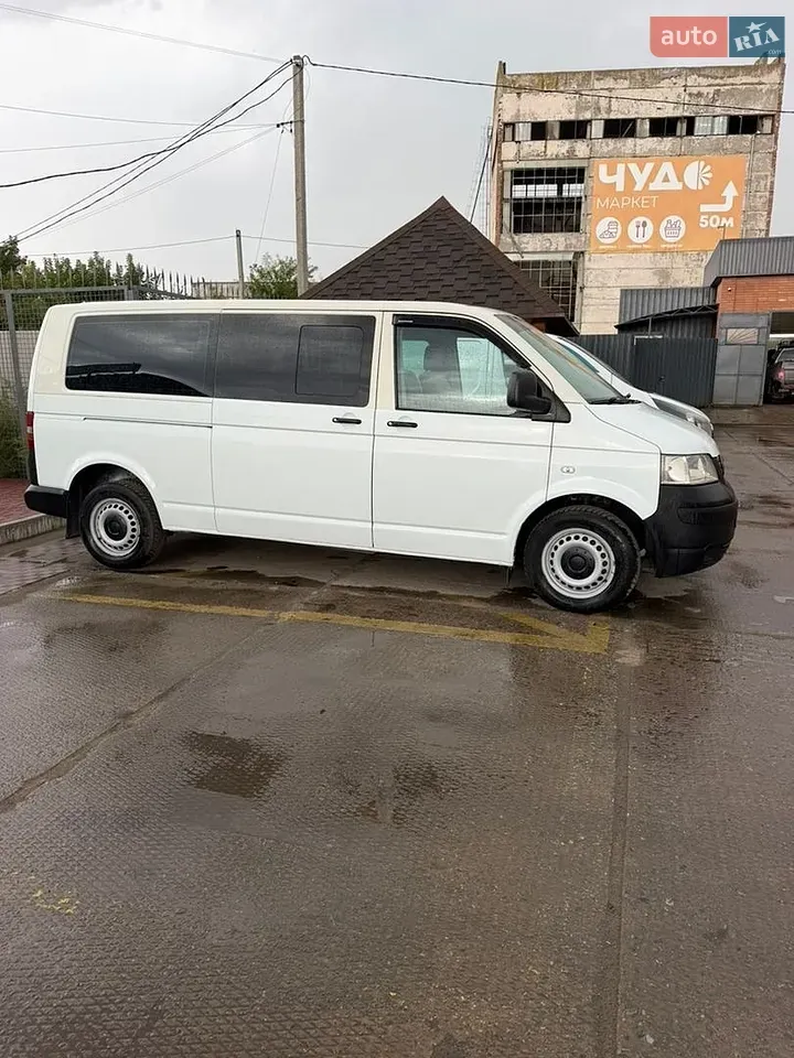 Volkswagen Transporter 2009 photo 3