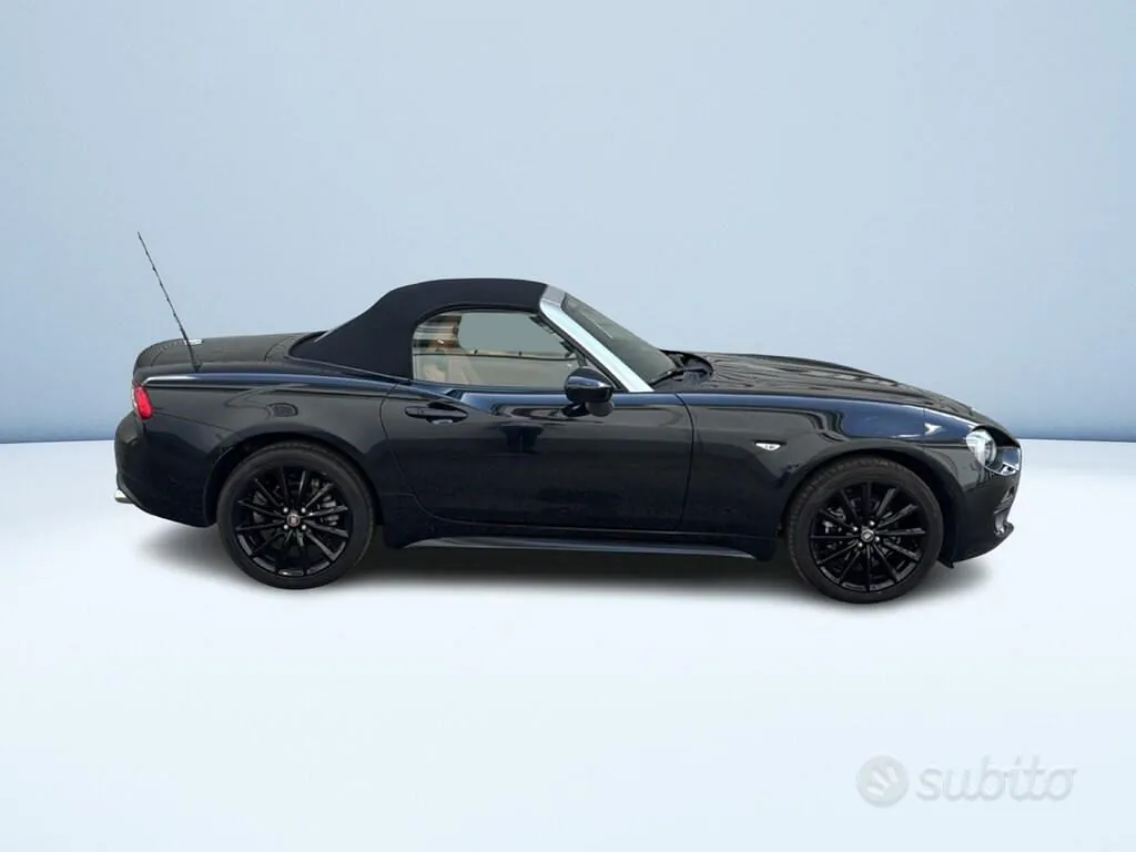 Fiat 124 Spider 2016 photo 3