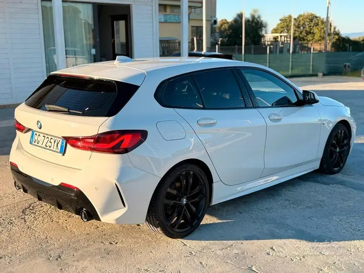 BMW 118 2021 photo 4