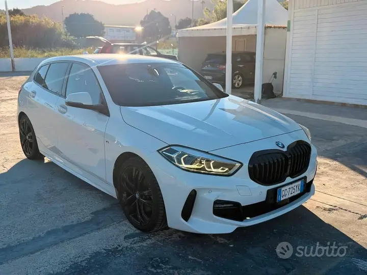 BMW 118 2021 photo 2