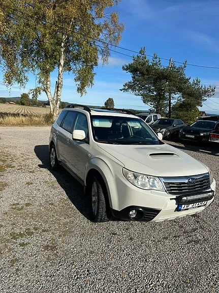 Subaru Forester 2011 photo 4
