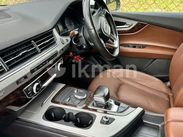 Audi Q7 2017 photo 3