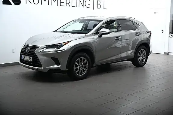 Lexus Nx300H 2018 photo 3