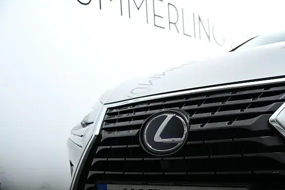 Lexus Nx300H 2018 photo 4