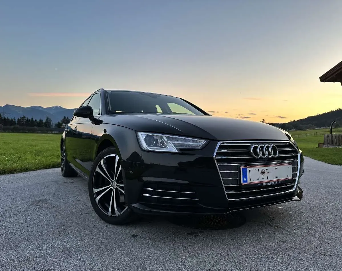 Audi A4 2017 photo 2
