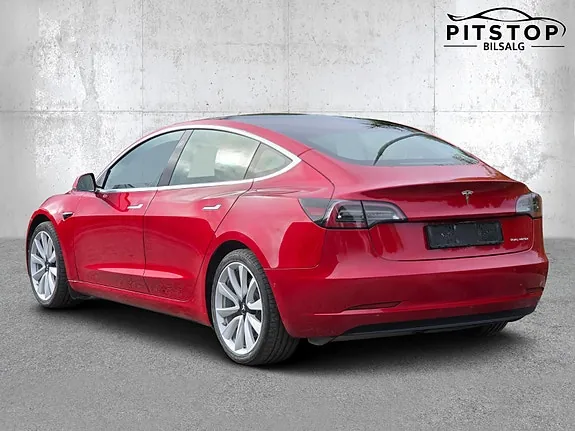 Tesla Model 3 2020 photo 4