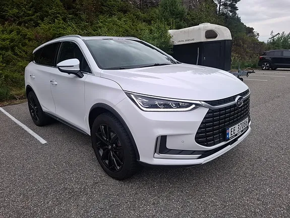BYD Tang 2022 photo 3