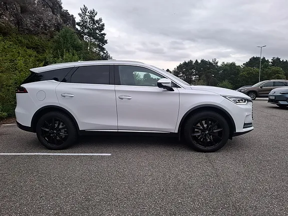 BYD Tang 2022 photo 4